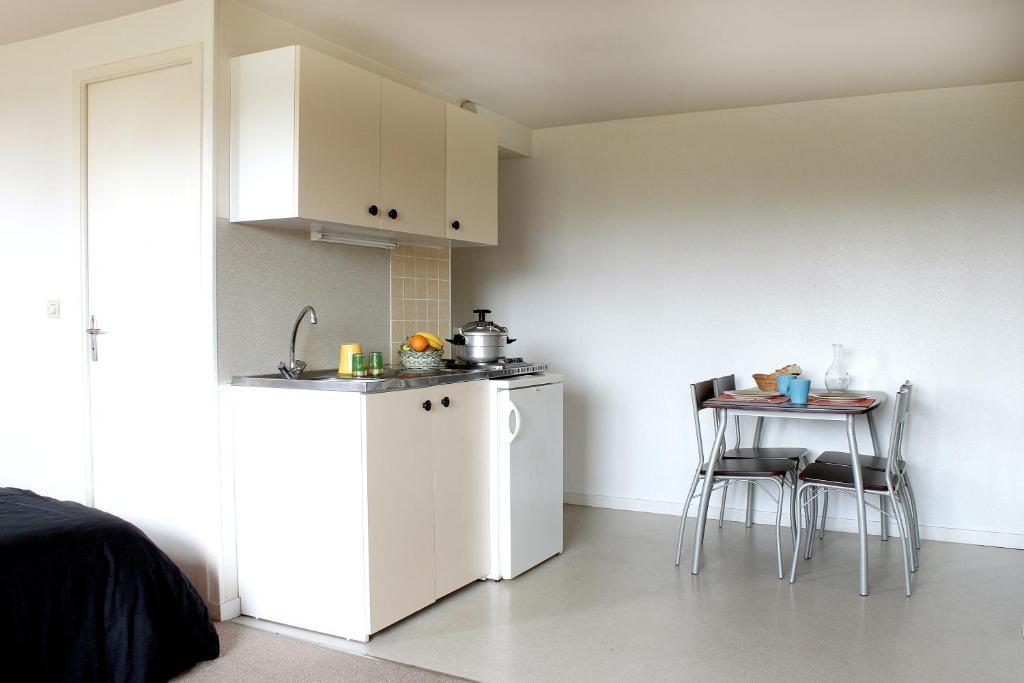 Residence Les Temporis Bretteville Sur Odon Rom bilde