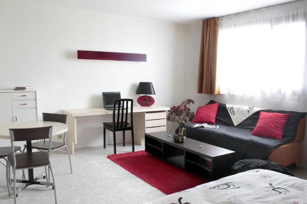 Residence Les Temporis Bretteville Sur Odon Rom bilde